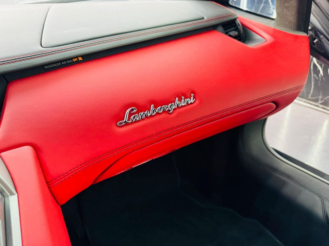 Lamborghini Aventador 6.5L V12 2015 Lamborghini Aventador LP700-4, Full Lamborghini Service History, Very Low Kms, GCC