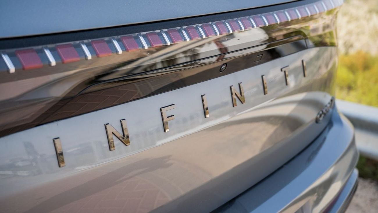 إنفينيتي QX80 INFINITI QX80 Autograph Captain Chairs 3.5L -2026YM