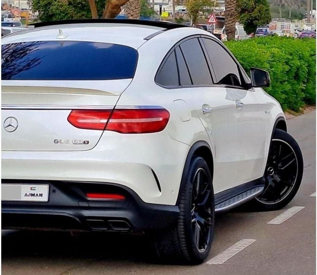 Mercedes-Benz GLE 63 S AMG MERCEDES BENZ GLE 63 S AMG | 2016 MODEL | GCC (2650X48 MONTHLY)