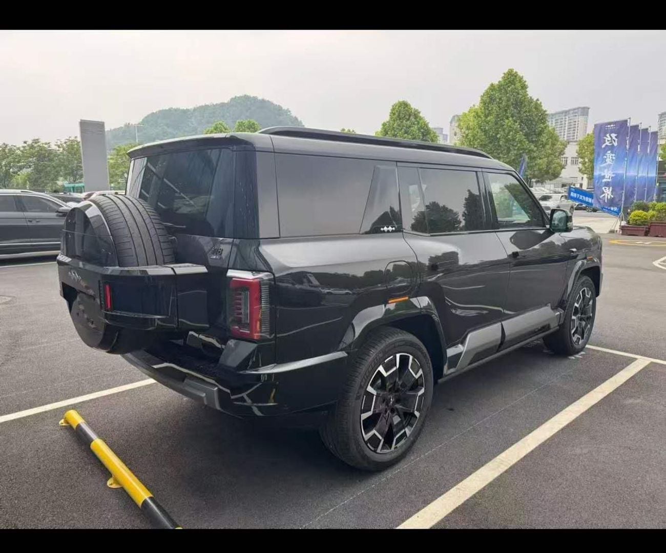 بي واي دي ليوبارد 8 2026 MODEL FLAGSHIP (EXPORT PRICE)