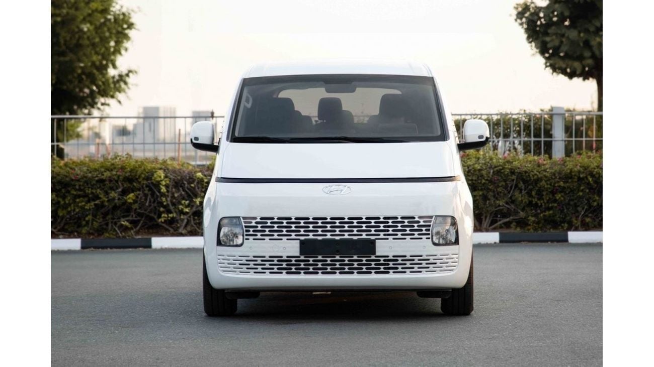 Hyundai Staria 2023 Hyundai Staria 3.5 11STR - White inside Black | Export Only