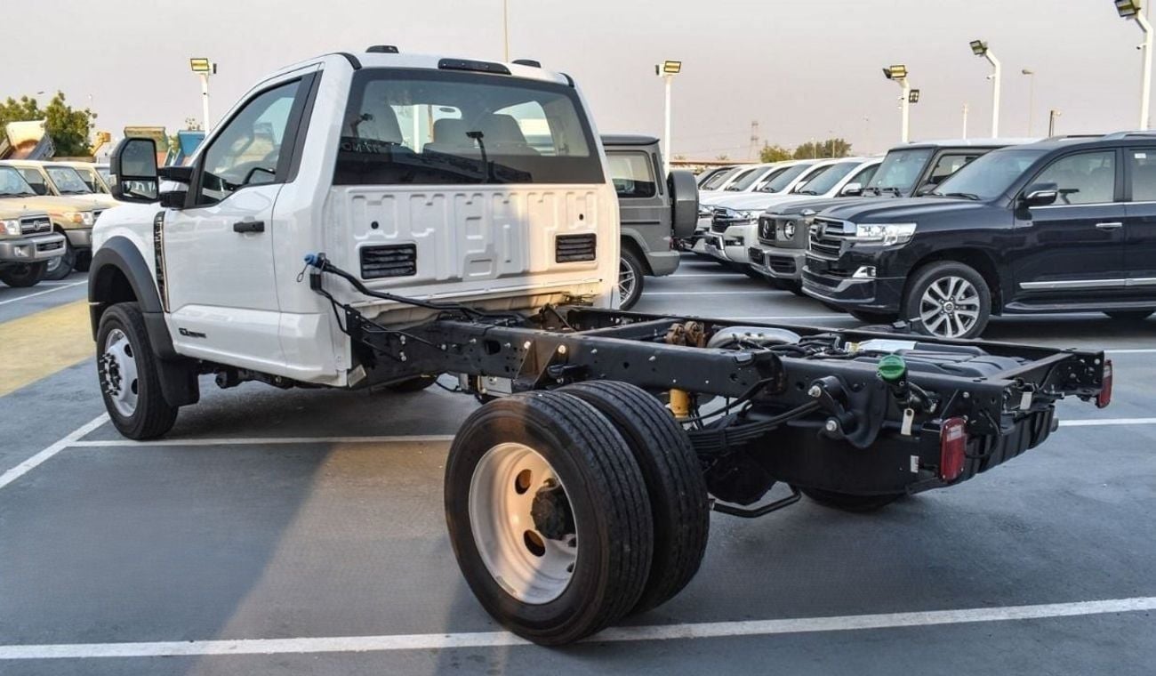 Ford F-550 2026 Ford F-550 XL Super Duty Chassis Cab | 6.7L Power Stroke Diesel | 330 HP | 4x4