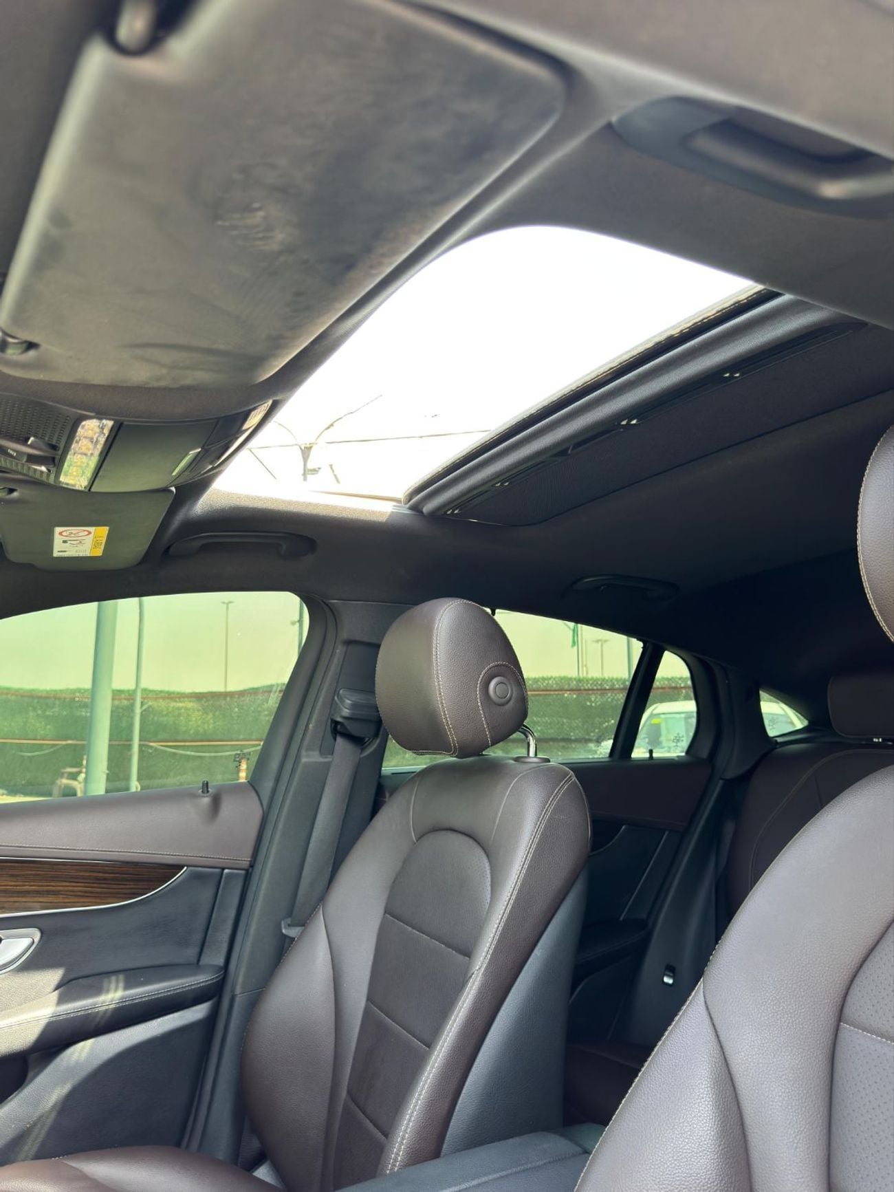 مرسيدس بنز GLC 250 Std 2.0L