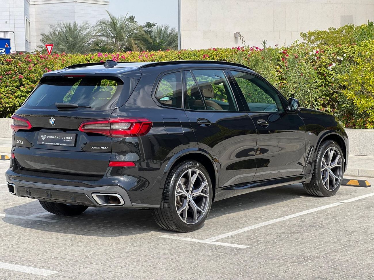 BMW X5 40i xDrive BMW X5 XDrive 40i M package  Head-Up Display  Panoramic Full Option  2020  Under warranty