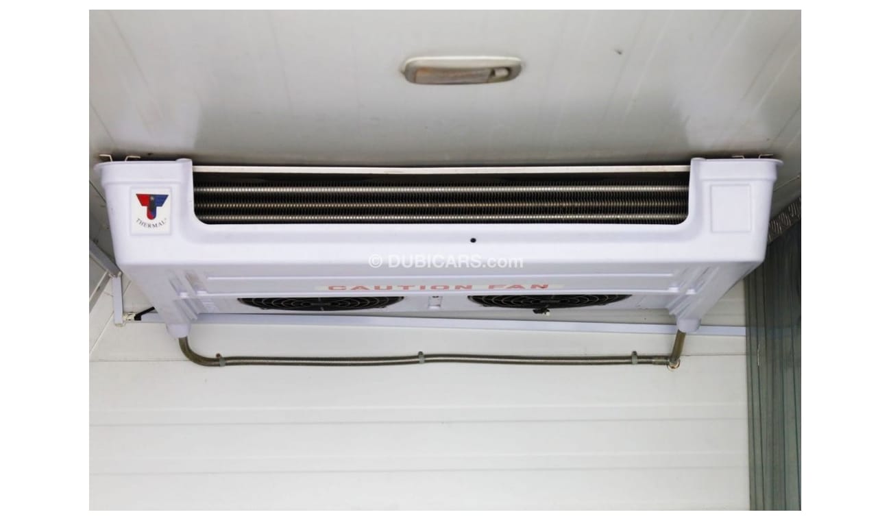 Toyota Hiace High Roof Chiller Van | Excellent Condition | GCC Specs