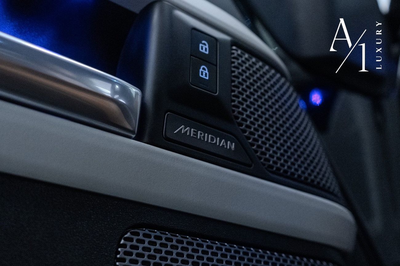 Land Rover Defender P400 110 HSE 3.0L (5 Seater) 2023 Defender P400 Kahn Edition, Warranty, Excellent Condition, GCC Spe