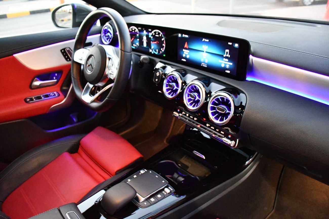 Mercedes-Benz CLA 200 Mercedes CLA200 AMG 2023