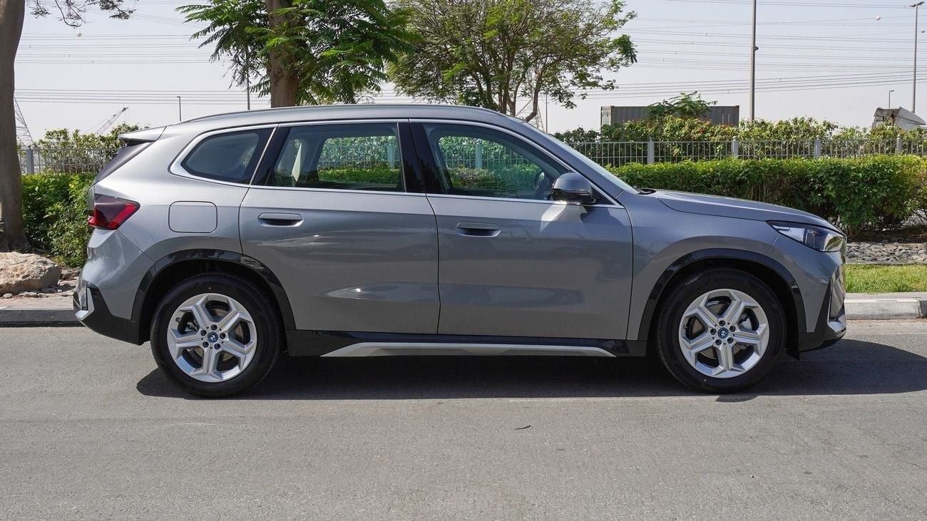 بي أم دبليو iX1 EDrive 25L