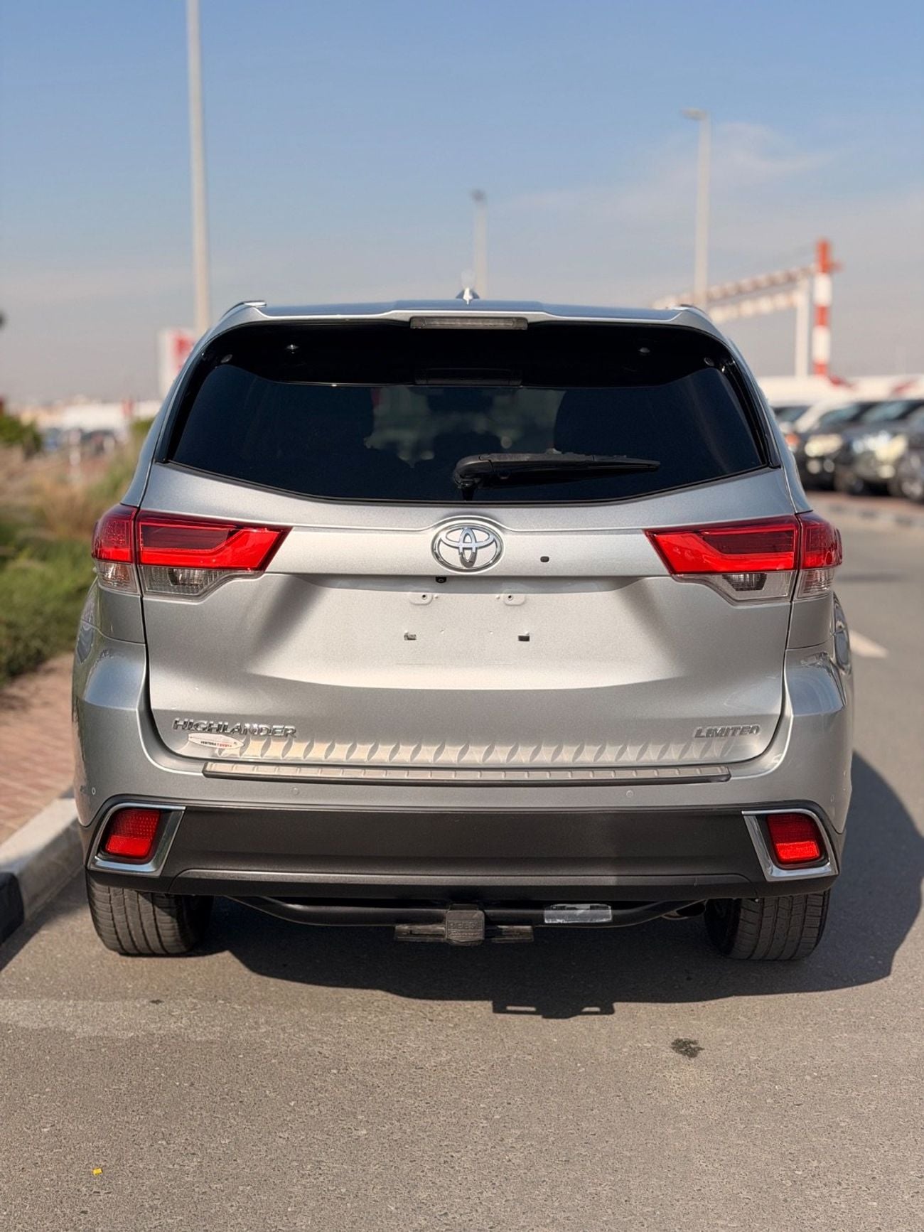 تويوتا هايلاندر Limited 3.6L // 2019 full option// sunroof, leather seats