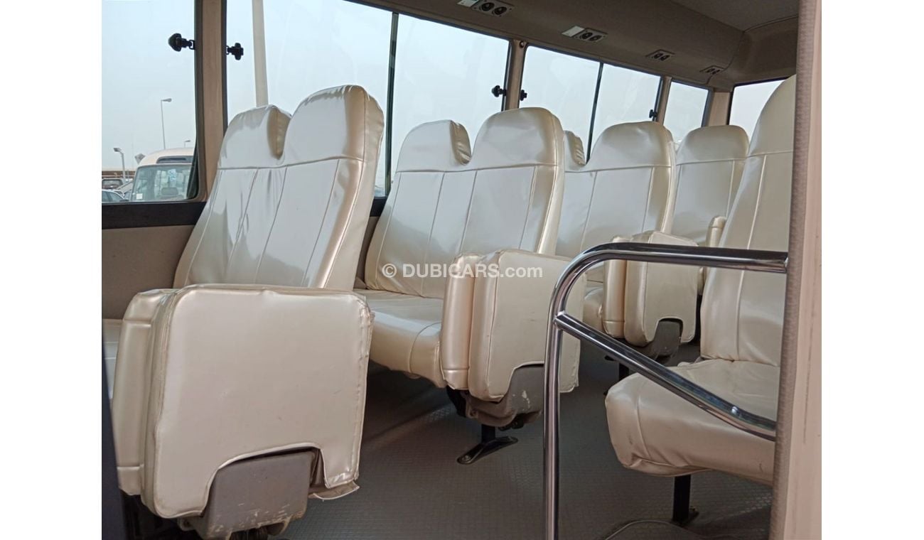 Hino Liesse II HINO LIESSE II BUS RIGHT HAND DRIVE (PM1393)