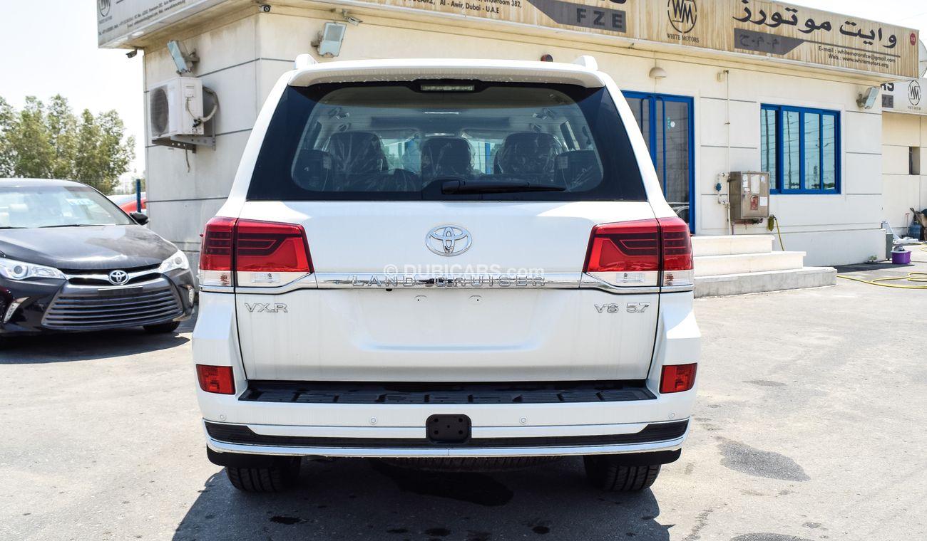 تويوتا لاند كروزر VXR