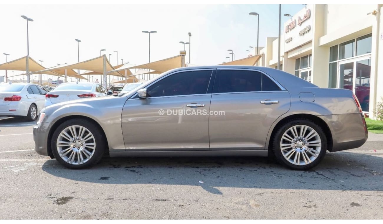 كرايسلر 300C بلس