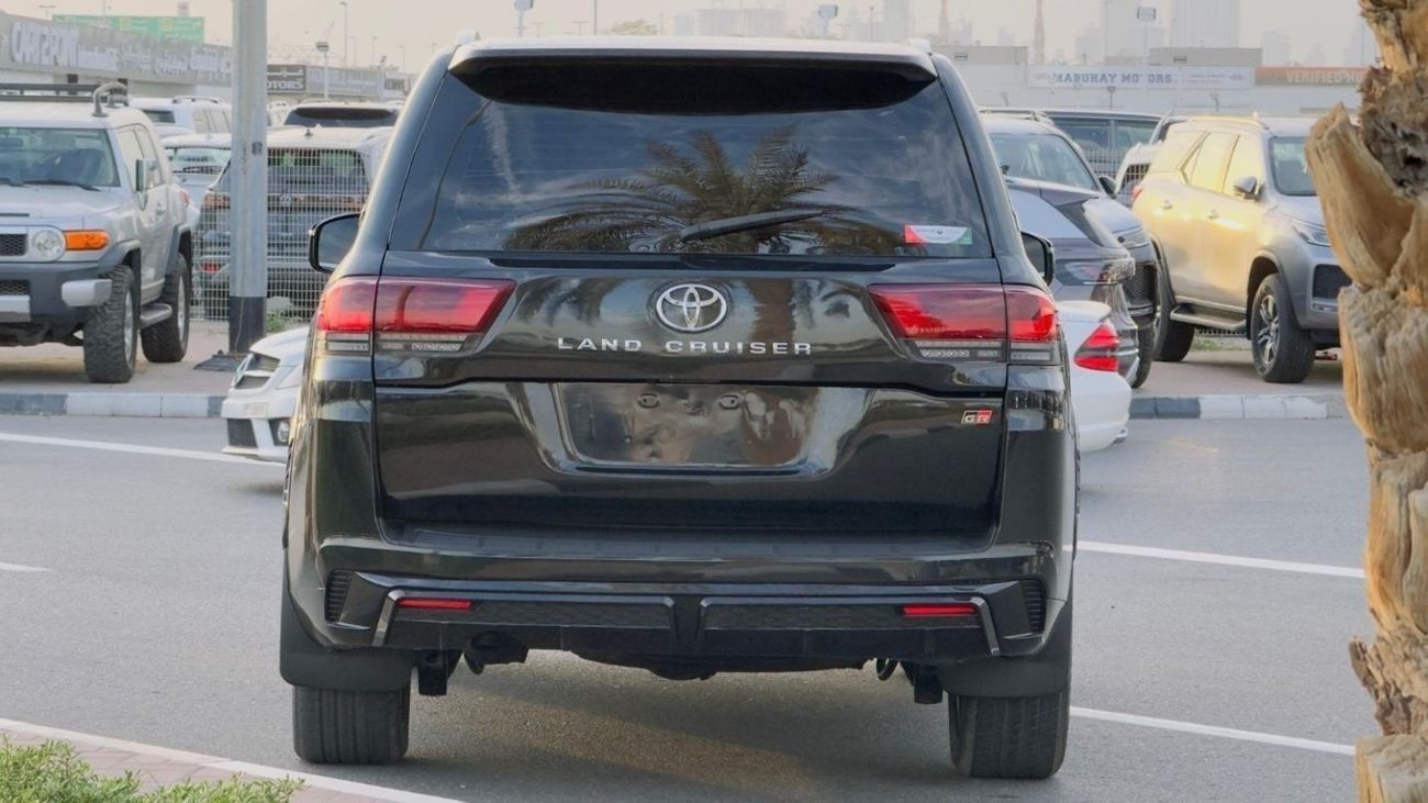 تويوتا لاند كروزر -