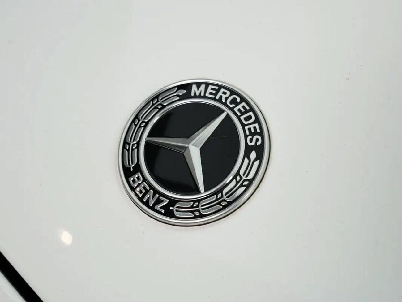 Mercedes Benz E200 STD
