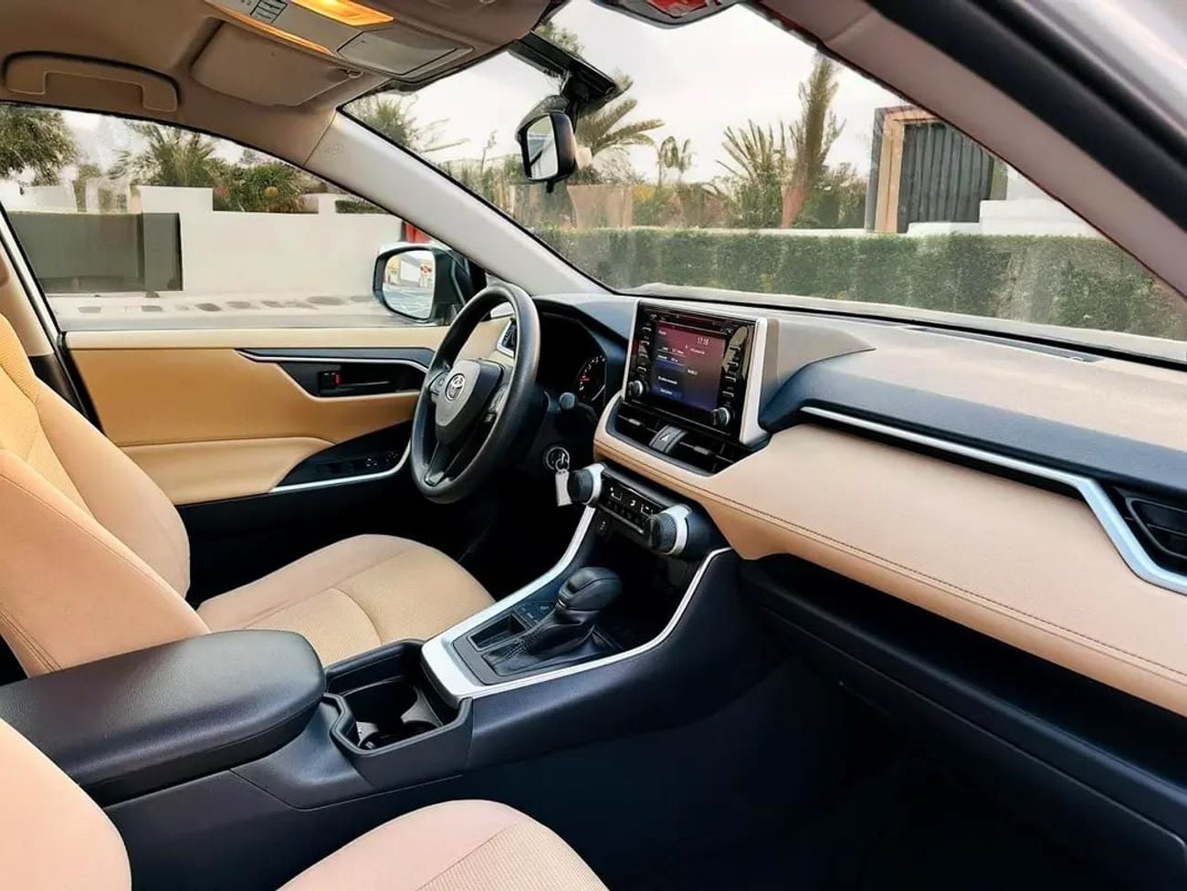 Toyota RAV4 EXR 2.5L 1390 P.M | | RAV4 | EX | 2.5L | | GCC | LOW MILAGE