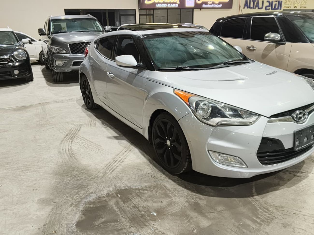 Hyundai Veloster very clean car orignal paint