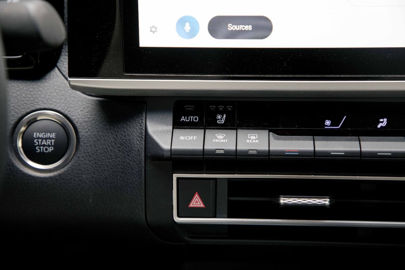 Toyota Camry GLE 2.5L - Netural Black Inside Formage  | Export Only