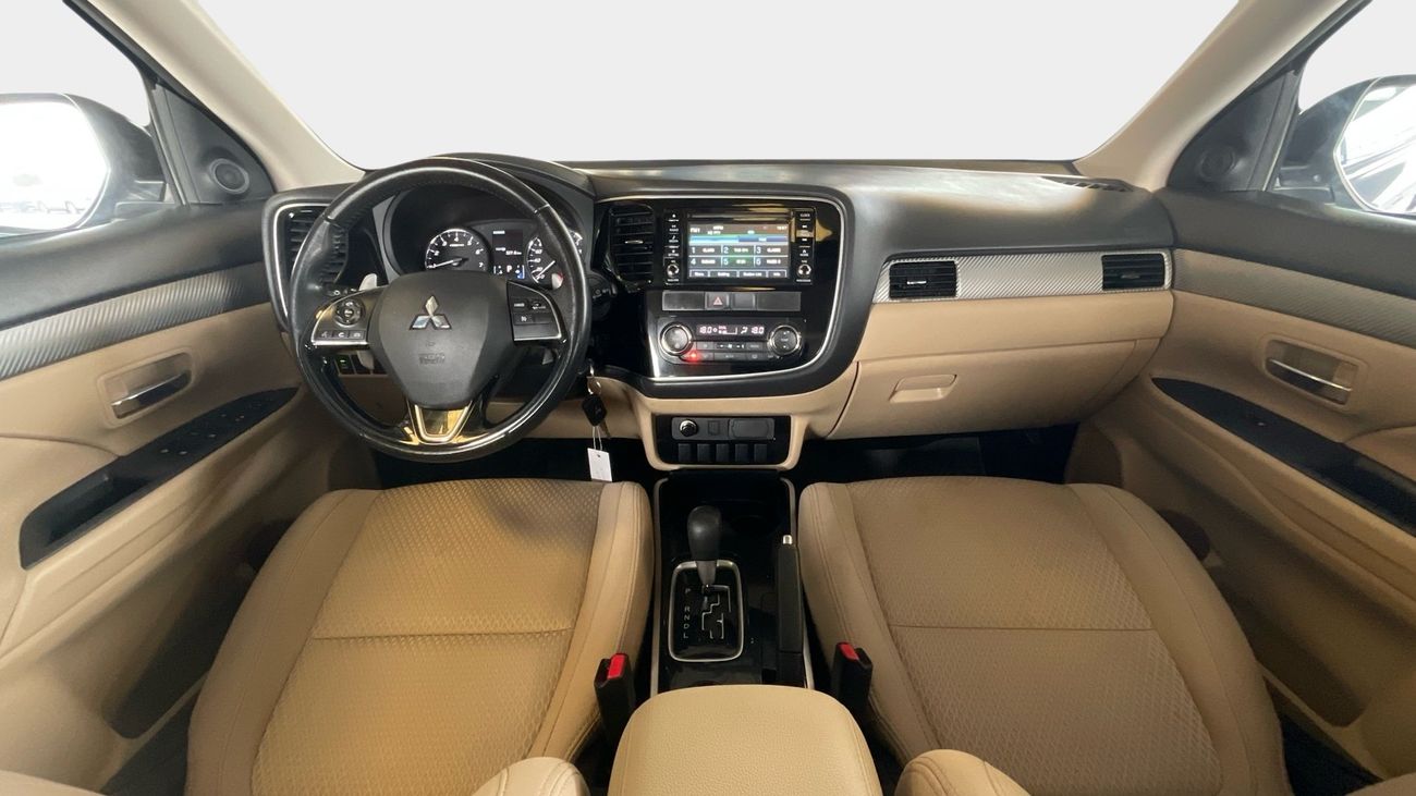 Mitsubishi Outlander GLX Midline | Guaranteed Warranty | 0 Down Payment