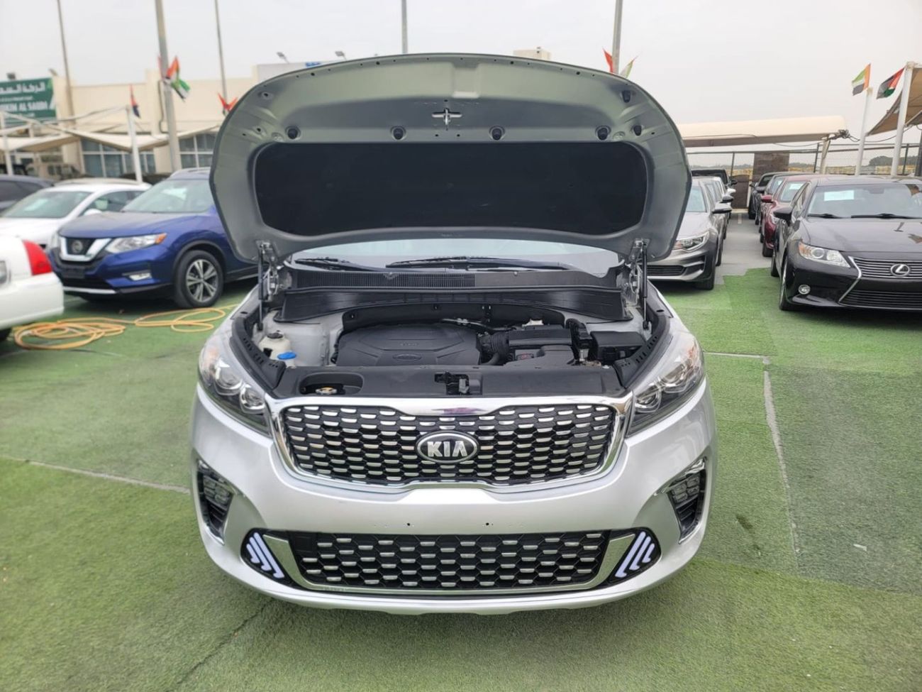 كيا سورينتو Mid Option 3.3L