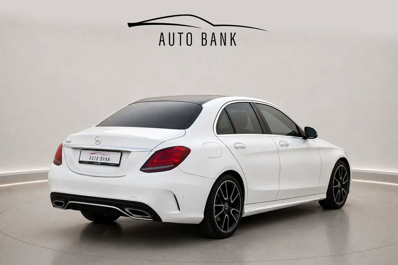 مرسيدس بنز C 200 AMG MERCEDES C200 - MODEL - GCC SPECS - NO ACCIDENT - FULL SERVICE HISTORY