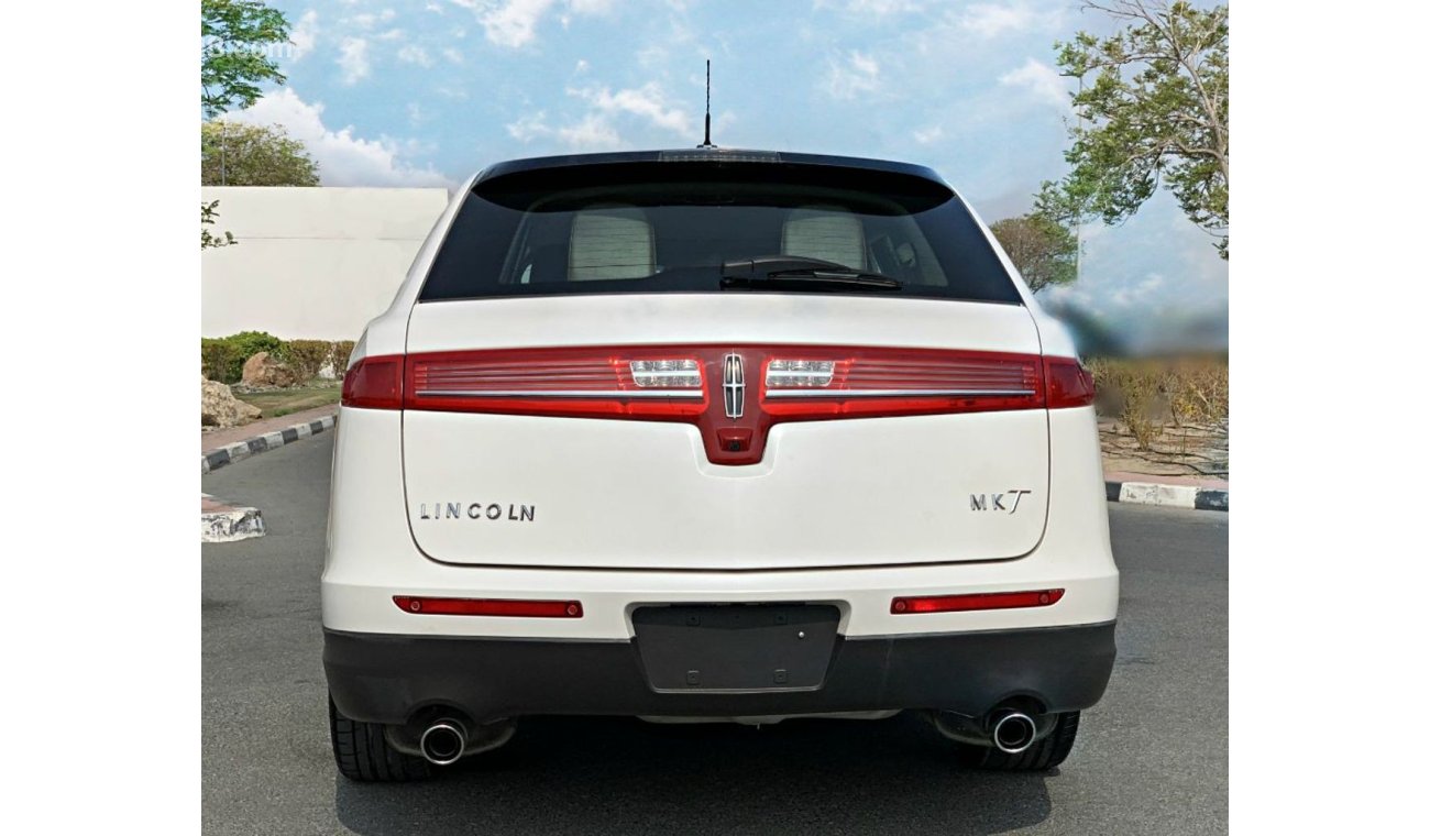 Lincoln MKT Excellent condition - Full Option