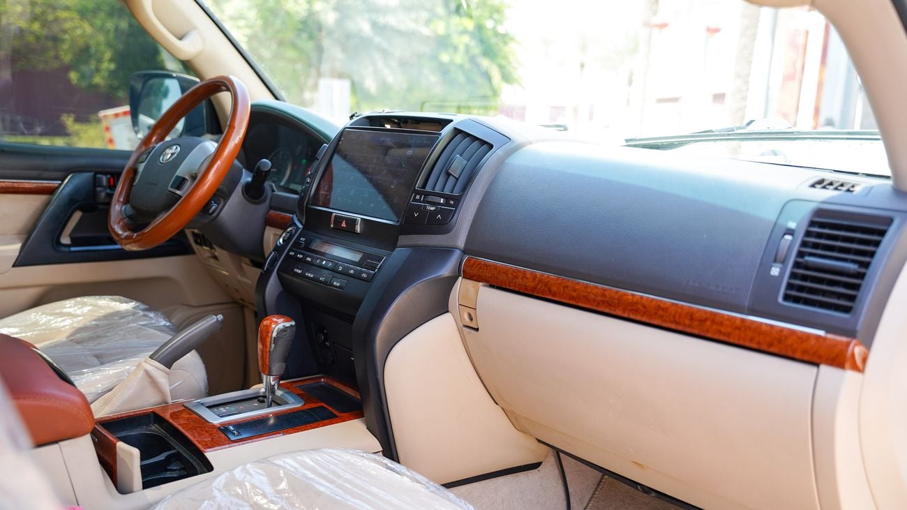 Toyota Land Cruiser GXR