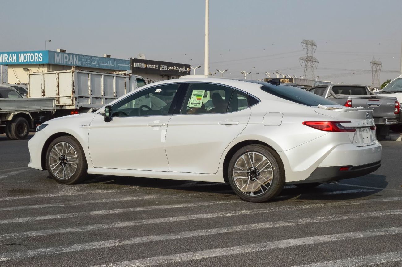 Toyota Camry TOYOTA CAMRY HYBRID 2.5L FWD SEDAN 2025