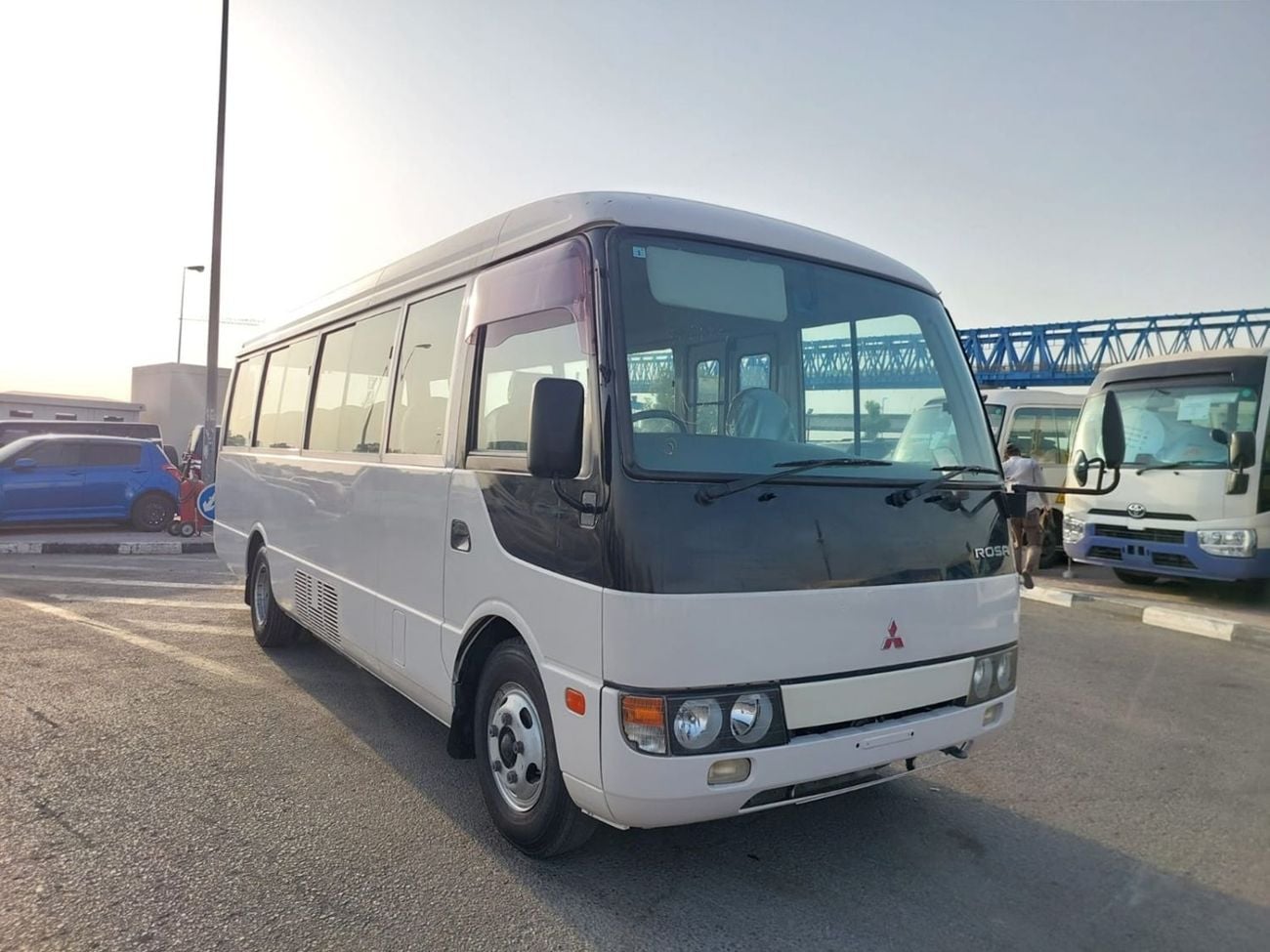 Mitsubishi Rosa 2004 MITSUBISHI ROSA BUS RHD DIESEL AUTOMATIC 4M51(PM300030)