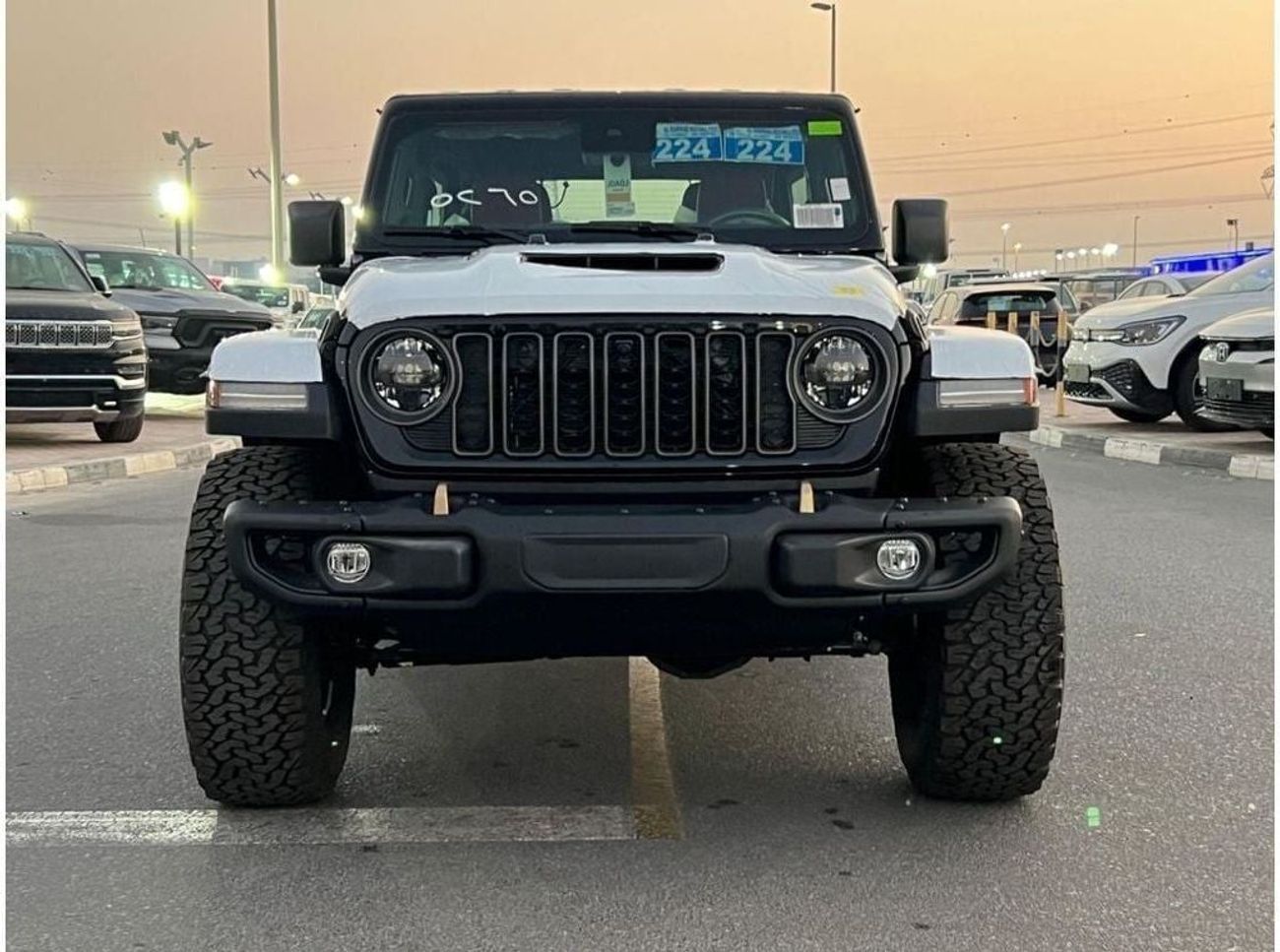 جيب رانجلر EXPORT PRICE  - RUBICON 392 6.4L V8