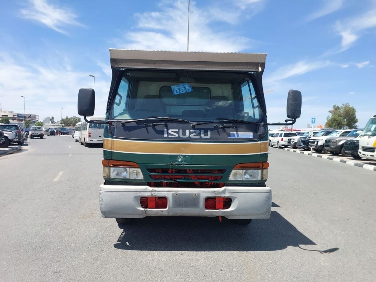 إيسوزو فوروارد ISUZU FORWARD JUSTON DUMPER TRUCK RHD 1995 MODEL 8.2 L DIESEL MANUAL(PM000298)
