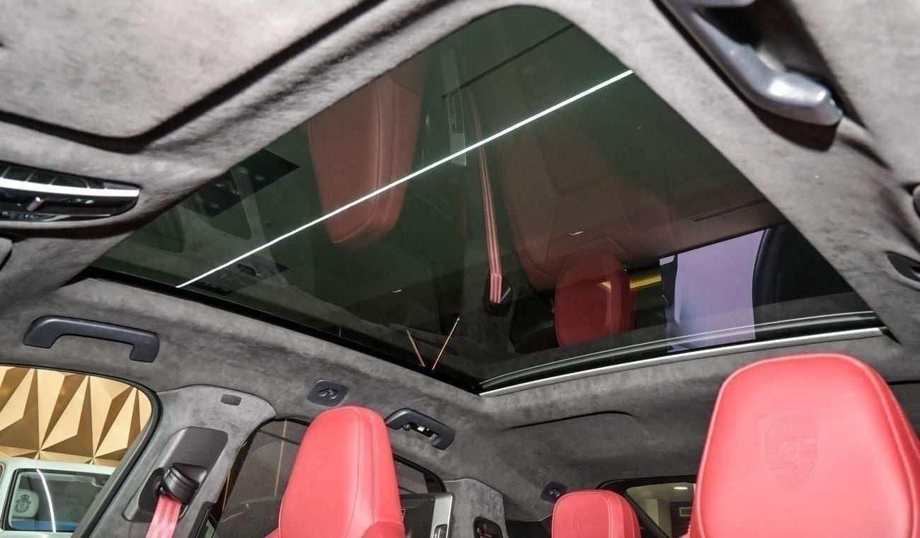 Porsche Cayenne GTS COUPE 2023 V8