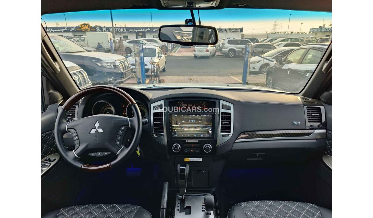 Mitsubishi Pajero GLS, 3.8L Petrol, Black Edition / Full Option / 2 Power Seats with Leather / 4WD (CODE 67931)