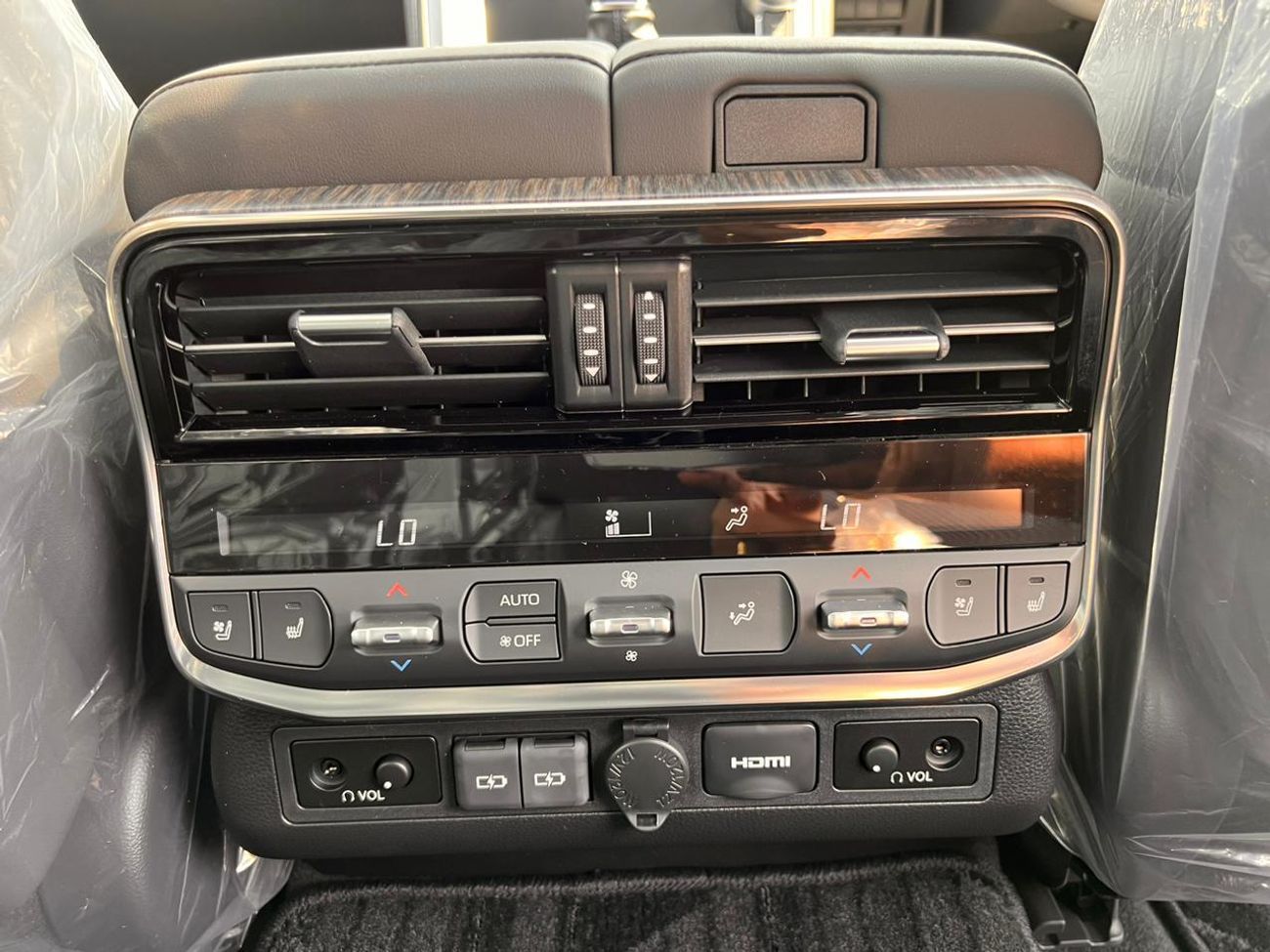 Toyota Land Cruiser ECT0021 - Toyota LC300 VXR - 3.3L Diesel Auto Black - Right Hand Drive (Brand New)