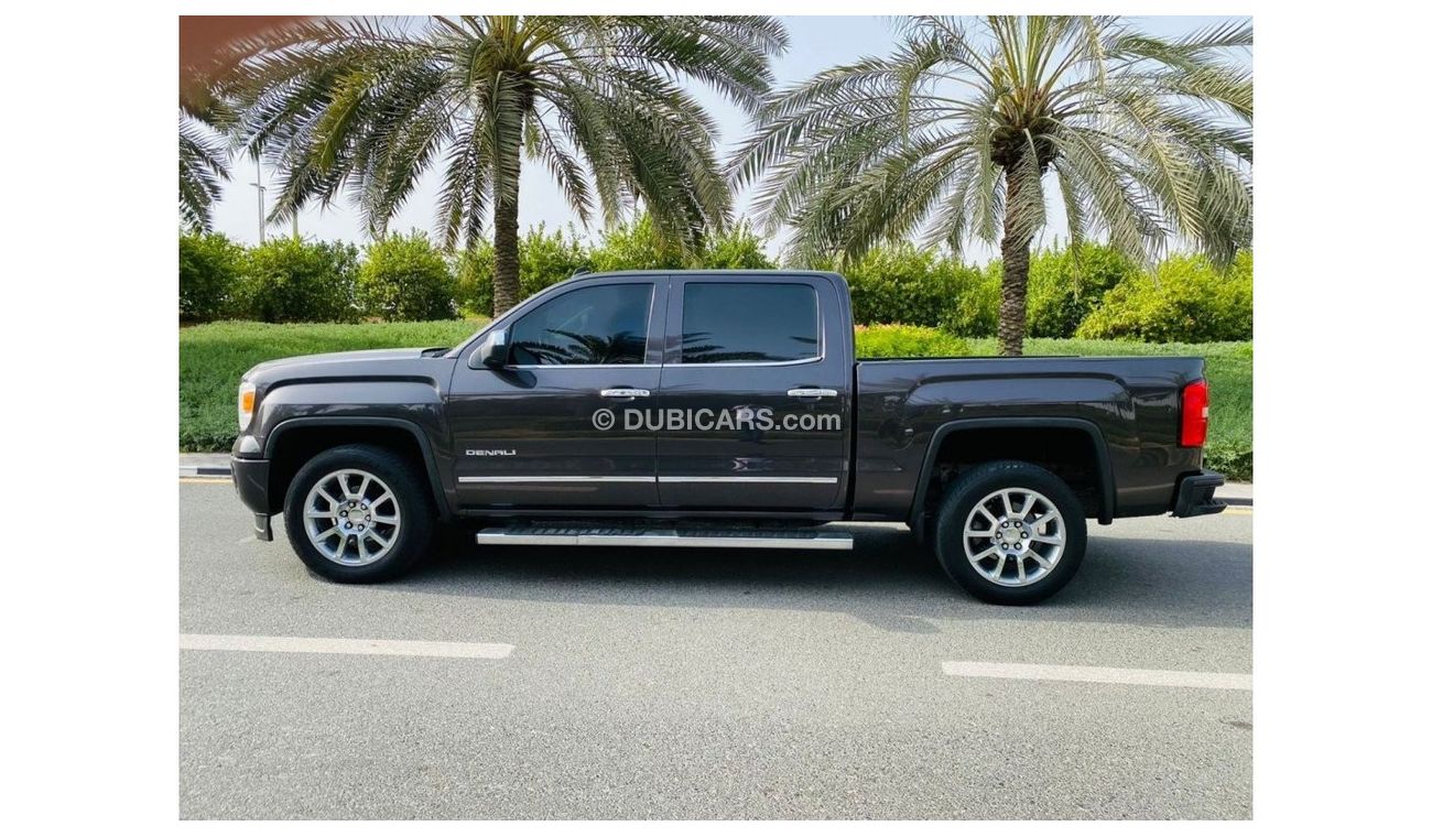 GMC Sierra GMC Sierra Denali 2015 GCC full option perfect condition