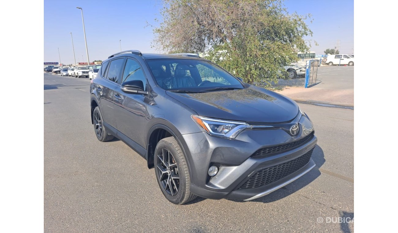 تويوتا راف ٤ TOYOTA RAV4 SE FULL OPTION