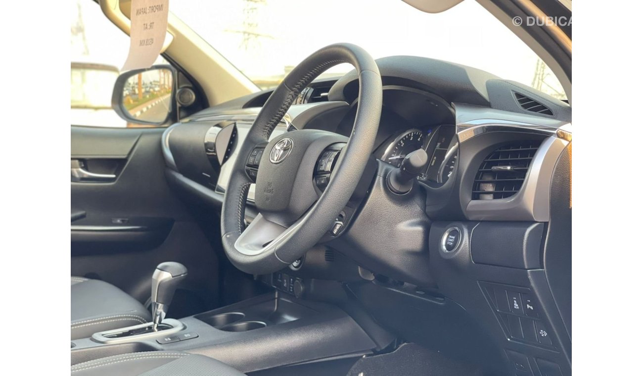 Toyota Hilux 2020 Push Start Black Leather Seats Cool Box Digital AC 4WD AT Diesel Parking Sensors [RHD] Premium 
