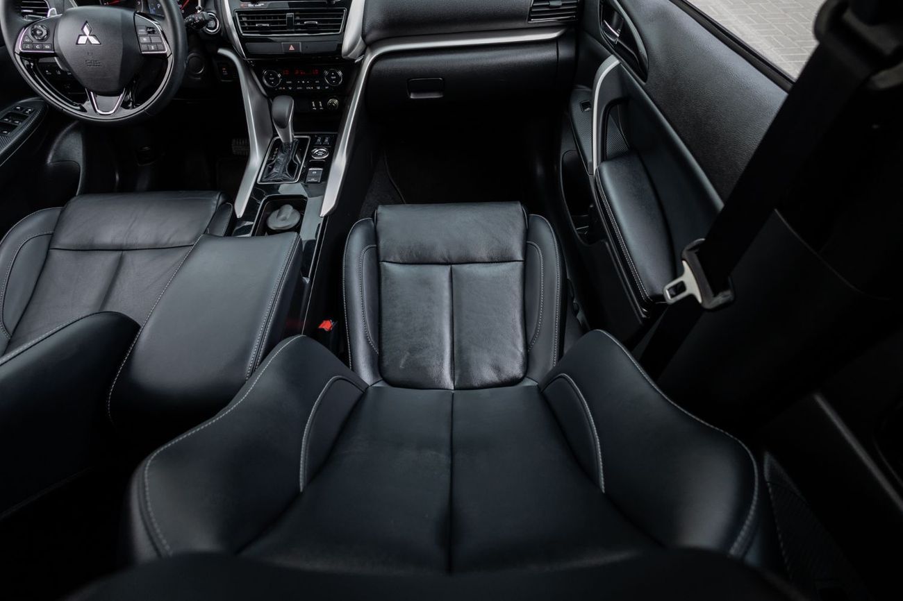 ميتسوبيشي إكلبس كروس GLX