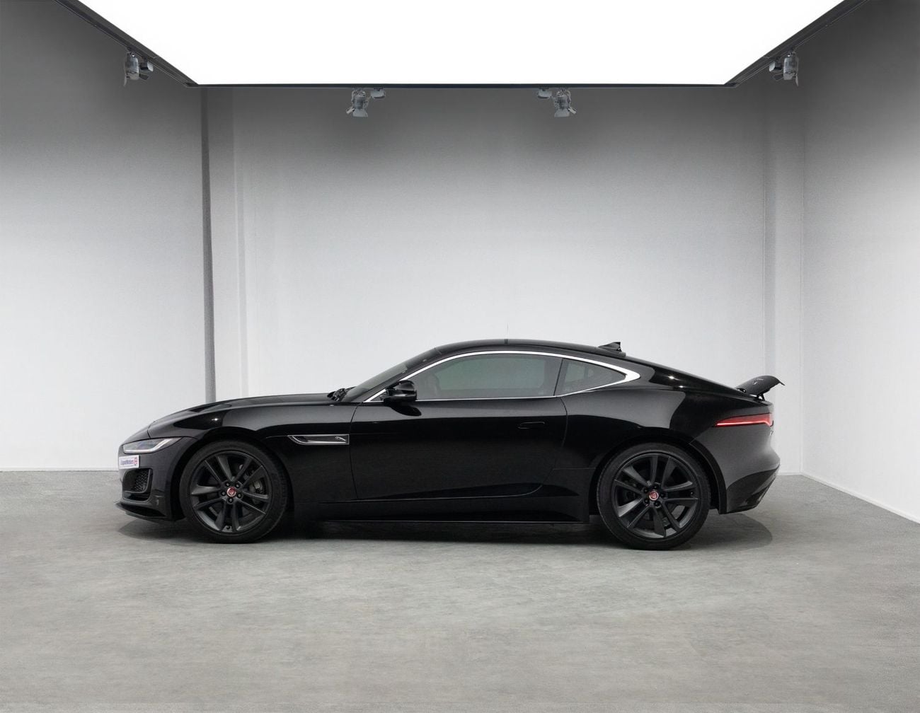 جاكوار F Type R-Dynamic 3.0L (300 HP)