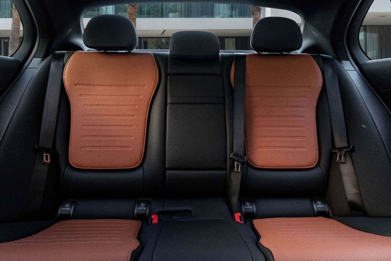 Mercedes-Benz C 200 C200 | 4,230 P.M  | 0% Downpayment | AMG | 5 YEARS AGENCY WARRANTY!