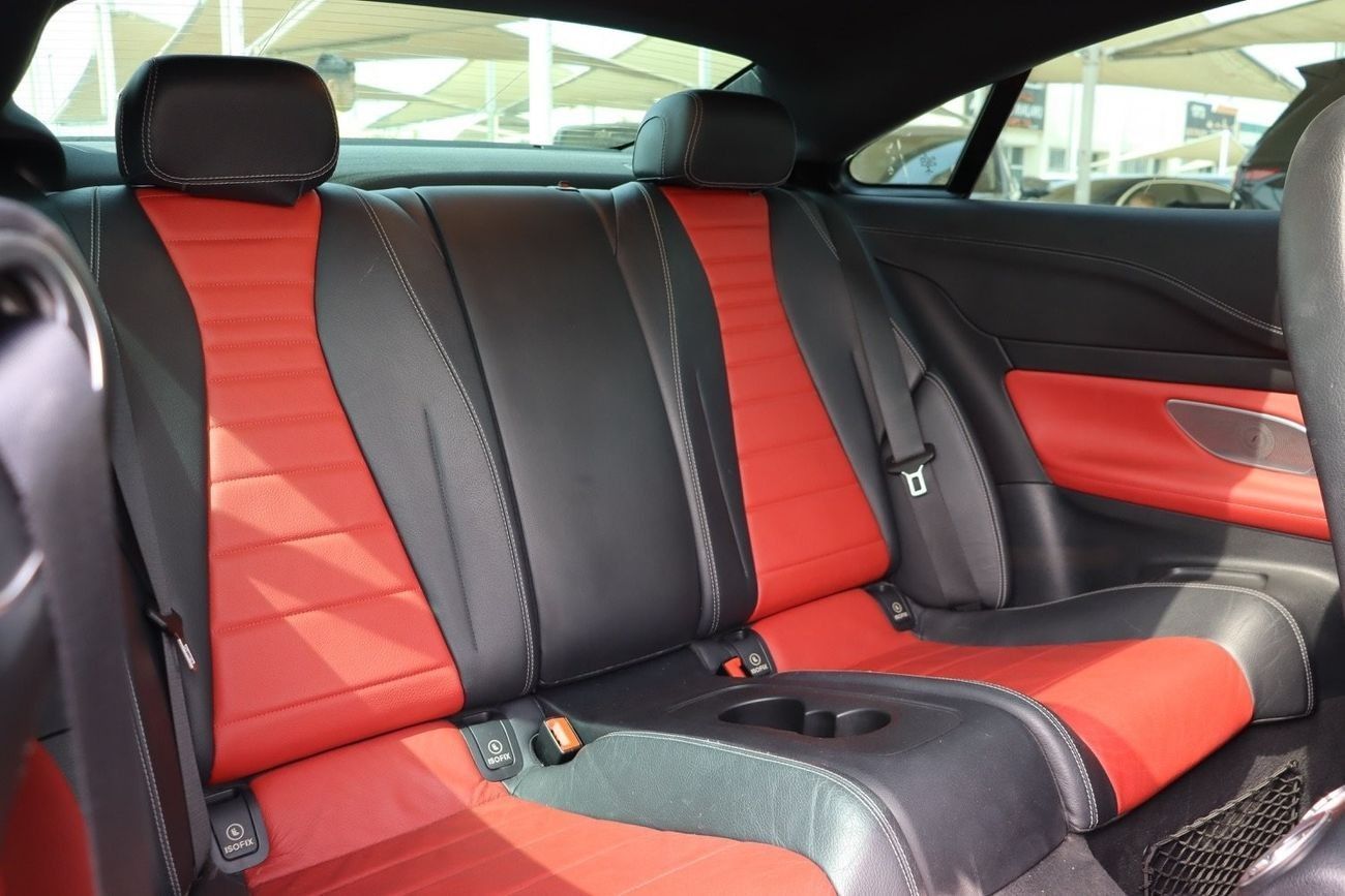 مرسيدس بنز E 200 كوبيه Mercedes-Benz E200 Coupe / 2018 / GCC / Free Accident / First Owner