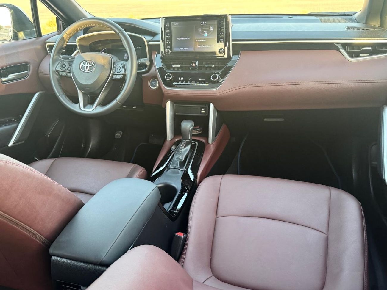 تويوتا كورولا كروس Top OF Range Corolla Cross 1.8L 2023 GCC (Hybrid) FULL OPTION