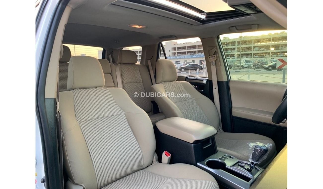 Toyota 4Runner SR5 PREMIUM 7 SEATER FULL OPTION HOT LOT 4.0L 2015 US SPECIFICATION