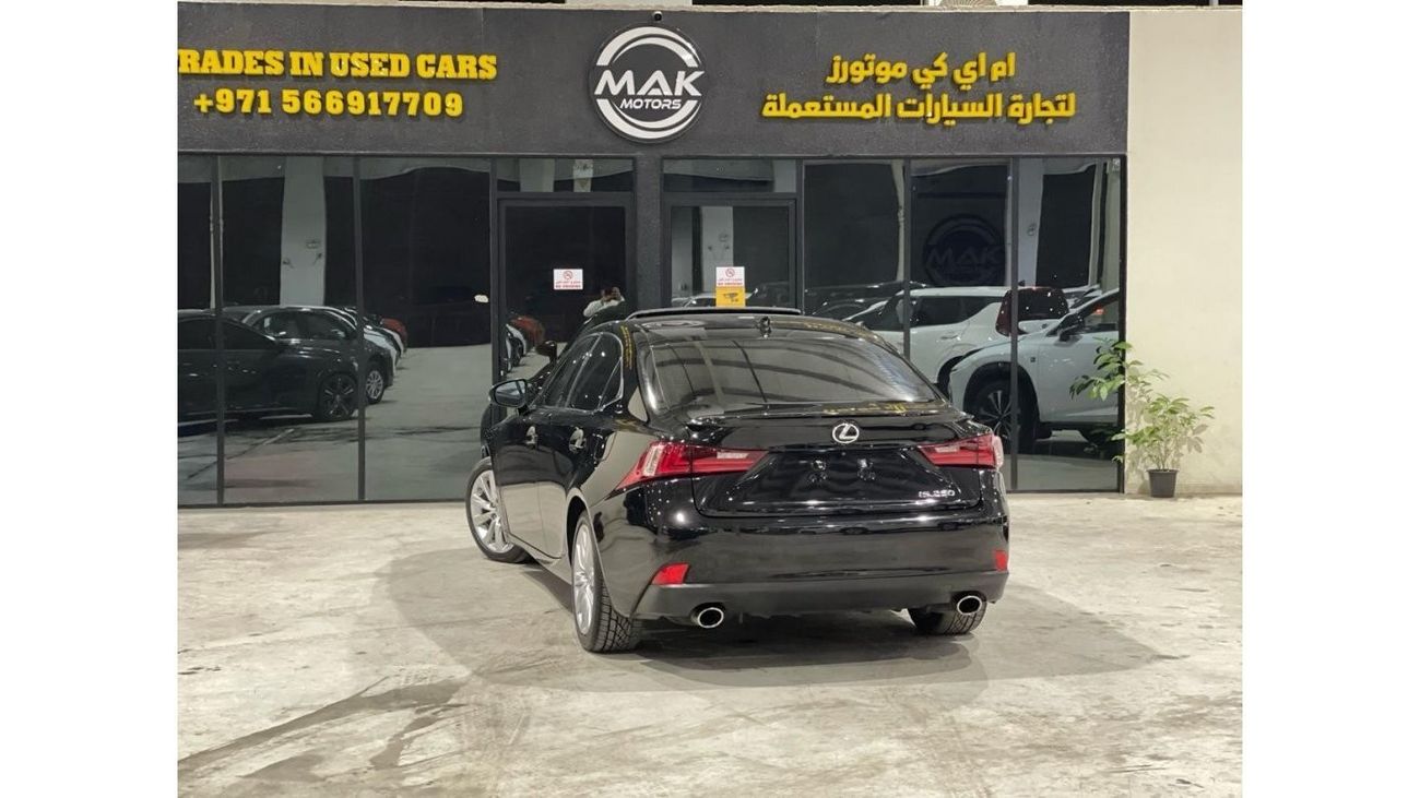 لكزس IS 250 بريمير