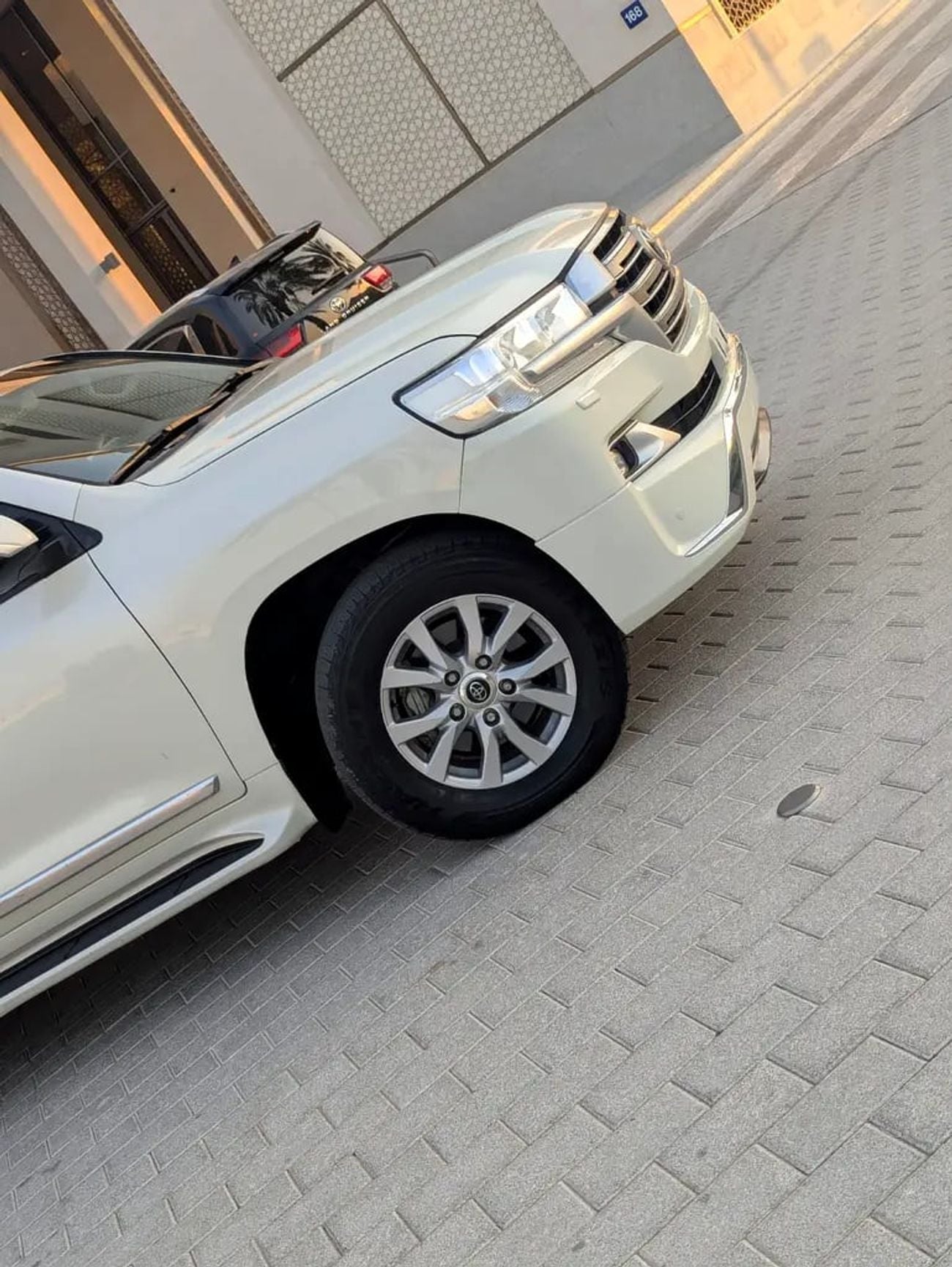 Toyota Land Cruiser GXR 2018 Diesel | GCC Specs | Full option Excellent Condition