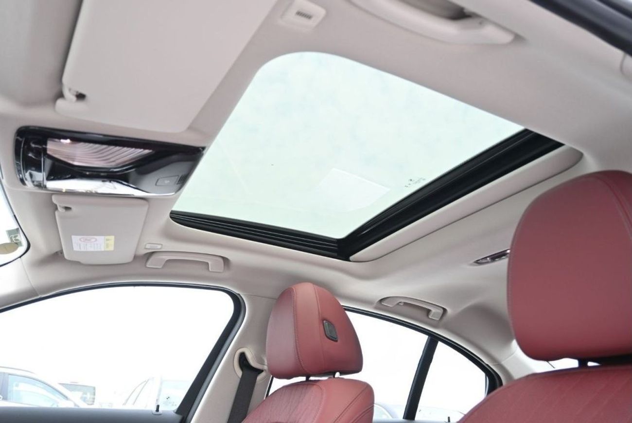 بي أم دبليو 325 BMW 325i M Sport Kit 2.0L Turbo Petrol Model 2024 Color White