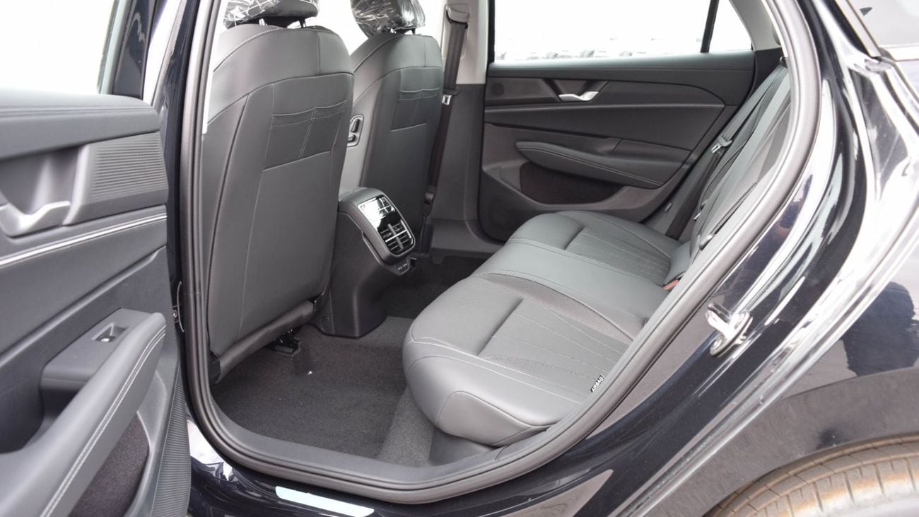 Volkswagen Passat Passat Pro 300tsi 1.5 turbo 2025 - export price