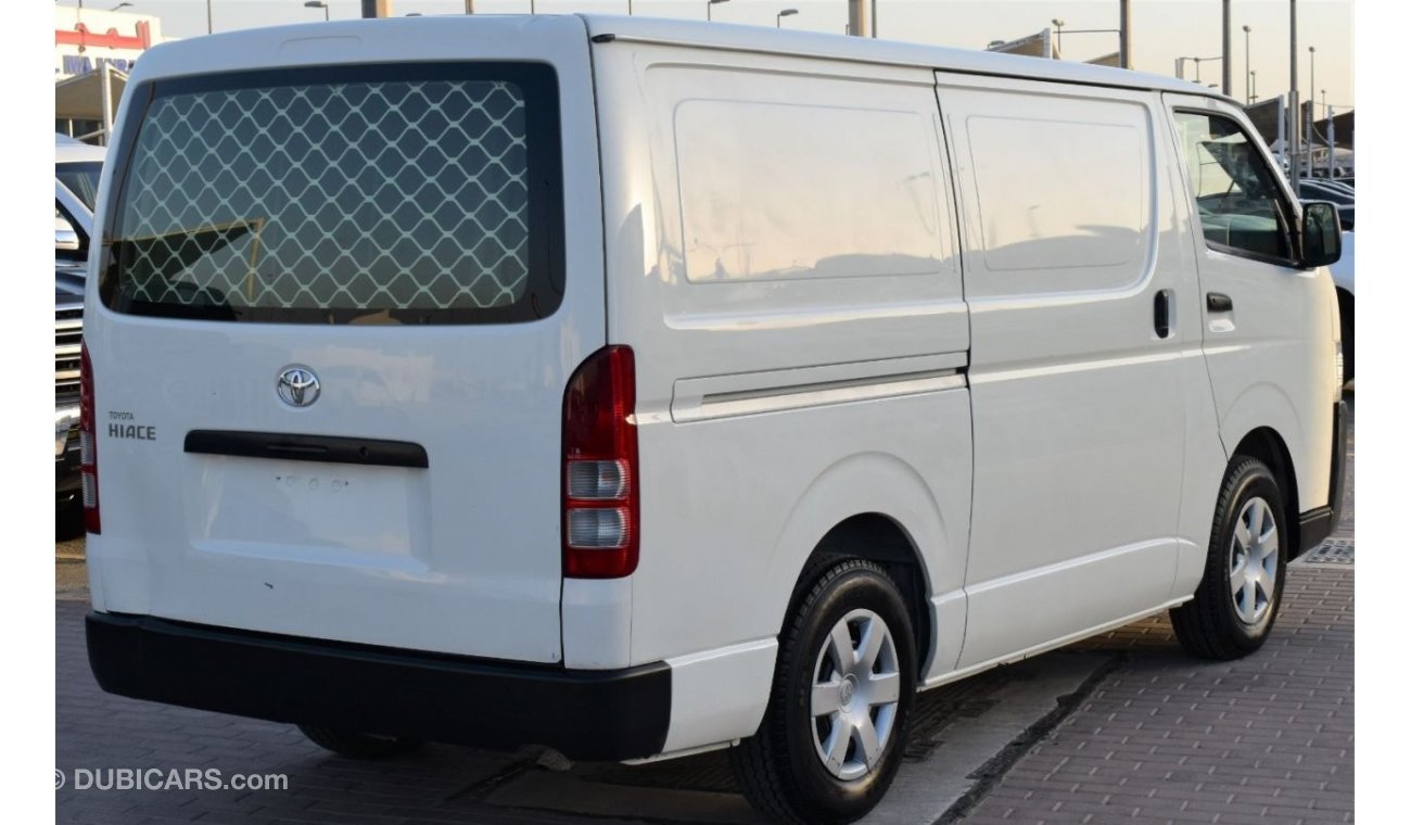 تويوتا هاياس TOYOTA HIACE 2015 (DELIVERY VAN)