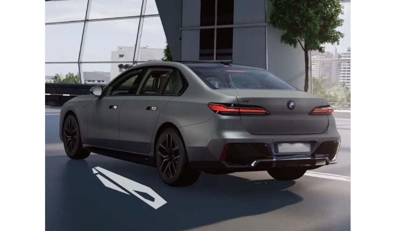 بي أم دبليو i7 101.7 kWh xDrive60 105.7kWh M Sport Pro xDrive60 RIGHT HAND DRIVE