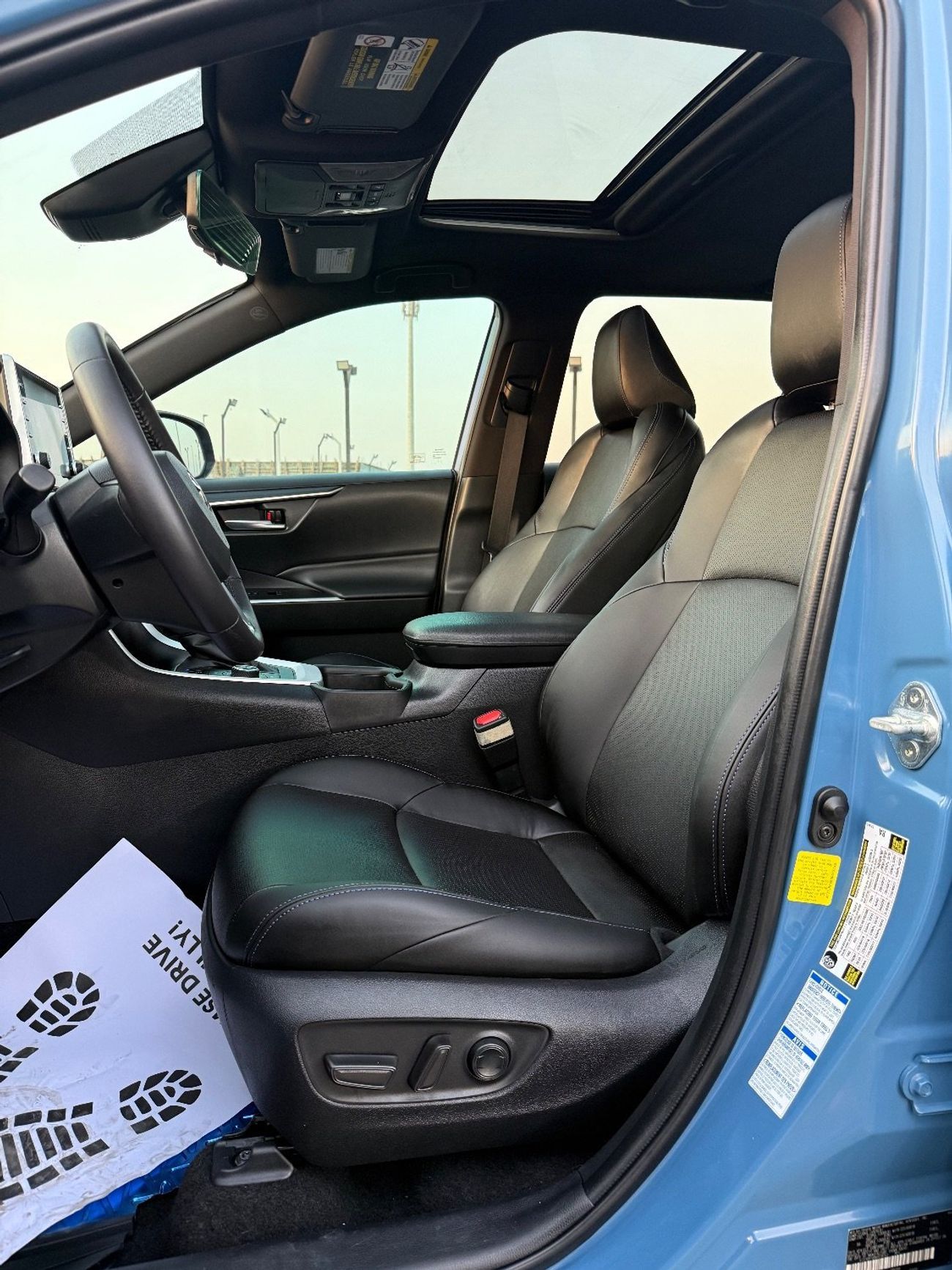 Toyota RAV4 XLE 2.5L 2022 TOYOTA RAV4 XLE HYBRID 4x4 FULL OPTIONS IMPORTED FROM USA