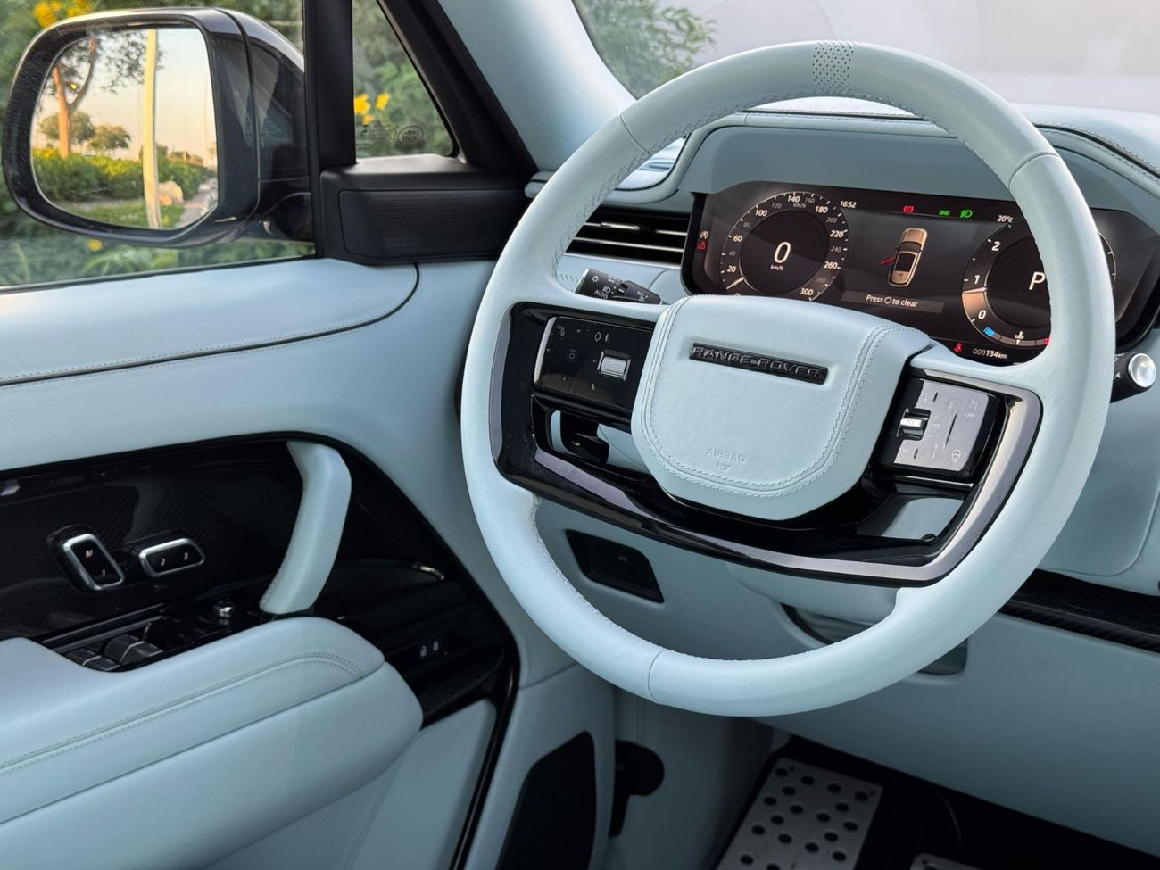 لاند روفر رينج روفر BRABUS BRAND NEW GERMAN SPEC